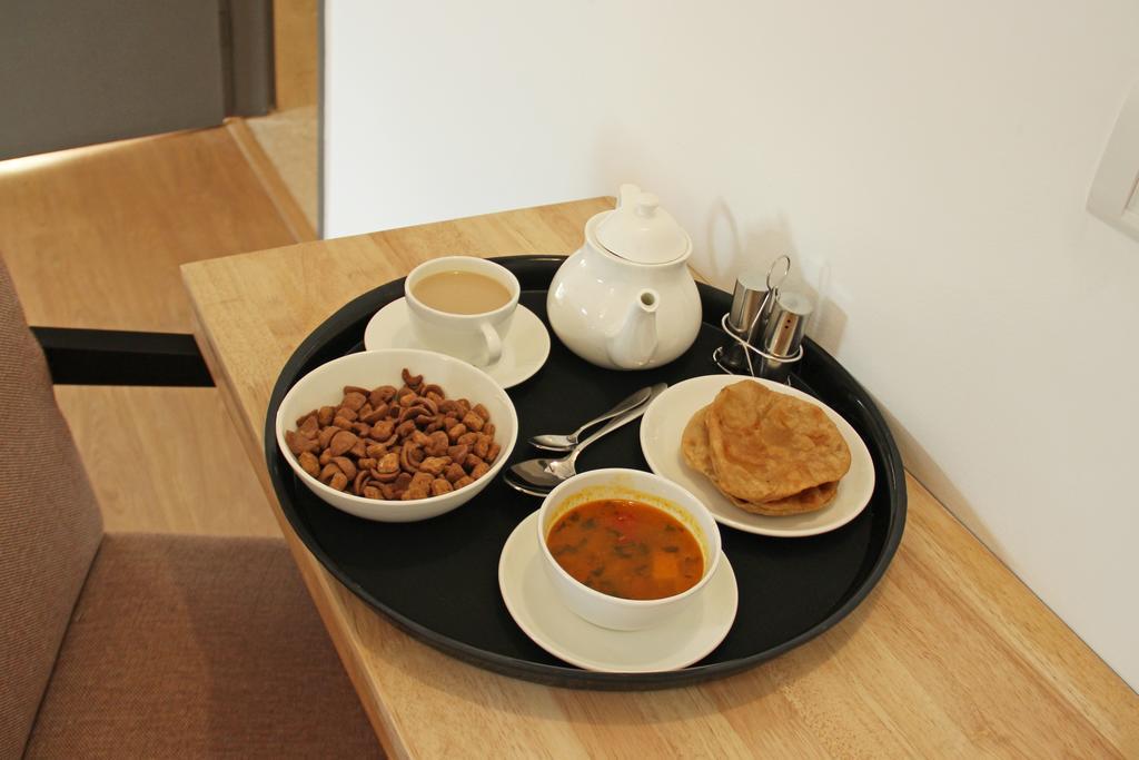 Hotel Panvel Palace Zewnętrze zdjęcie