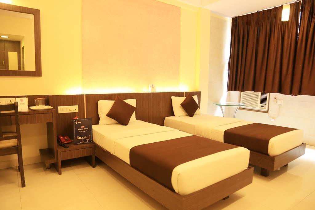 Hotel Panvel Palace Zewnętrze zdjęcie